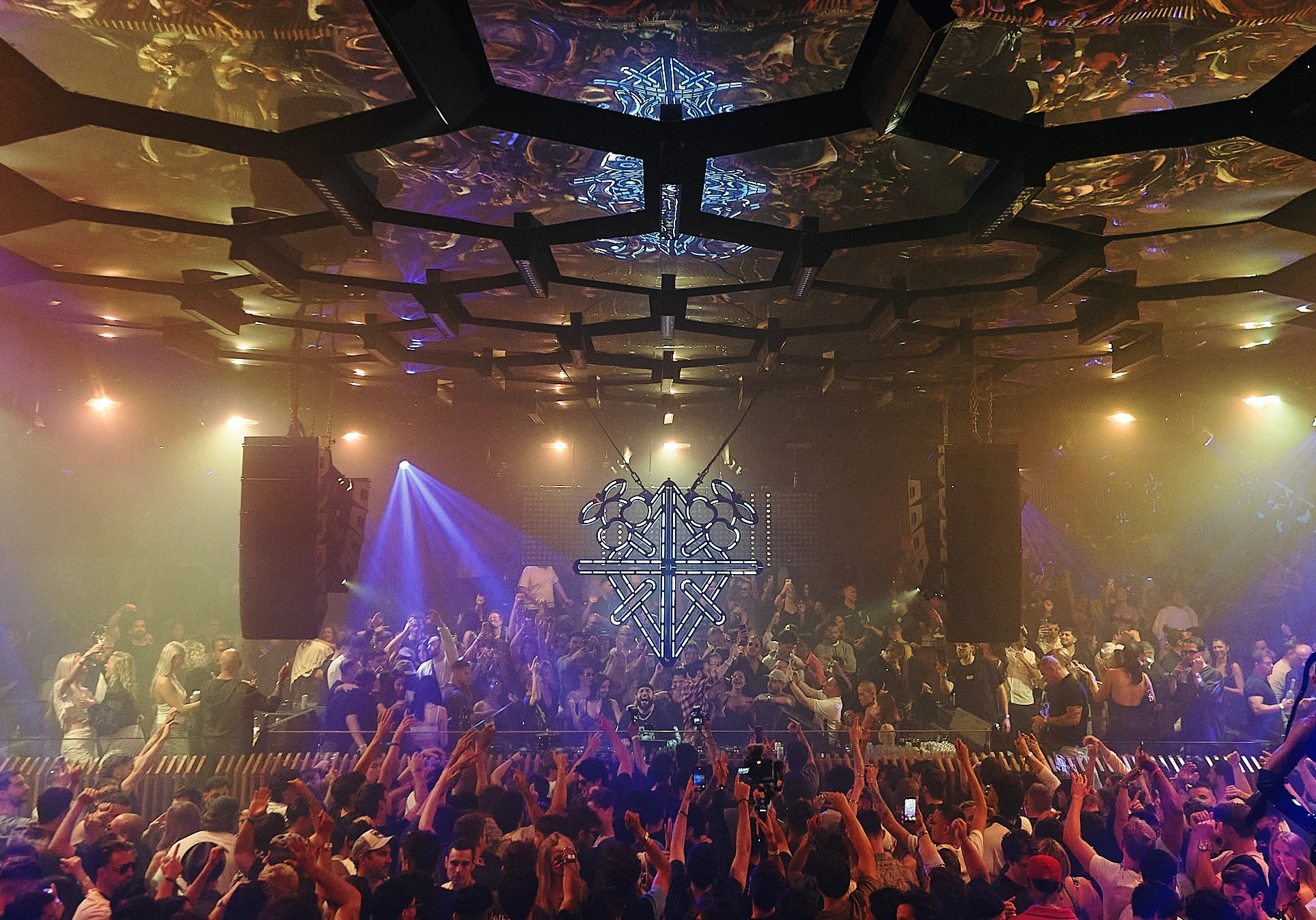 Résidence TARAKA : GORDO s'installe au Pacha Ibiza en 2026